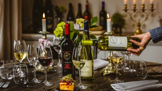 Mat och goda viner på Almåsa